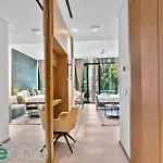 Vibrant & Exclusive Pool View Studio In Autograph