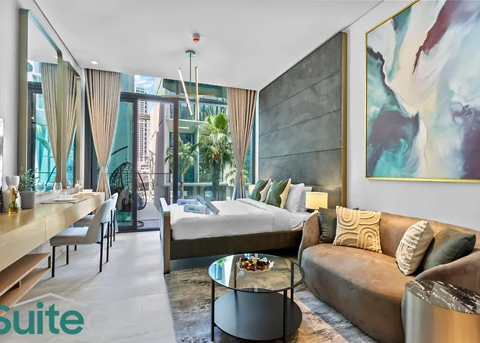 Vibrant & Exclusive Pool View Studio In Autograph